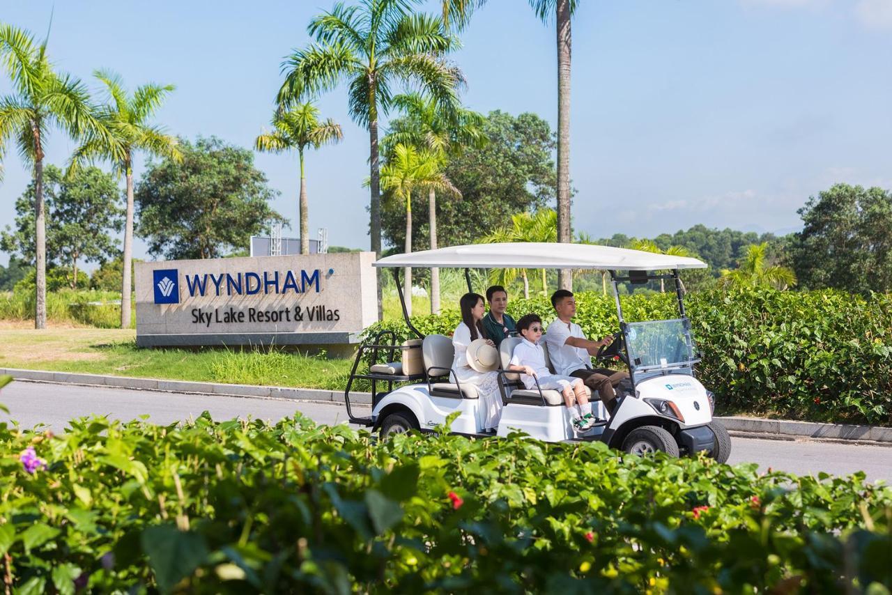 Wyndham Sky Lake Resort And Villas Ханой Экстерьер фото